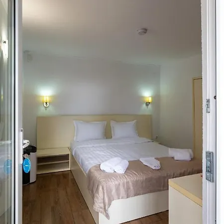 Complex Paloma Coral 3* Mamaia