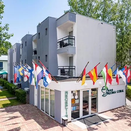 Hotel Complex Paloma Coral 3*