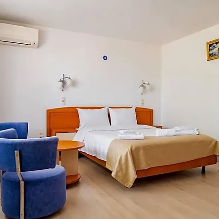 Complex Paloma Coral 3*